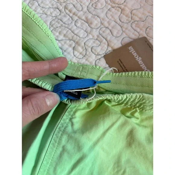 Patagonia Womens Baggies Shorts 5 Inch Salamander Green Size Small - Picture 4 of 5
